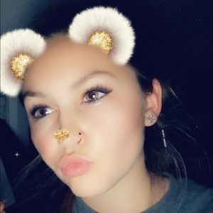 Meet your Posher, Abi